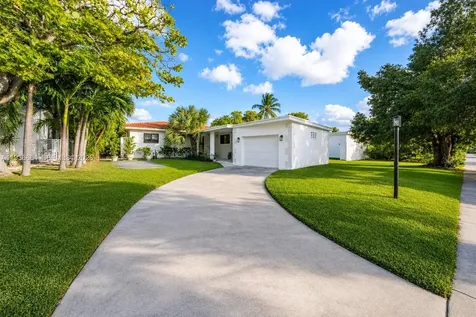 7517 Cutlass Avenue North Bay Village FL 33141