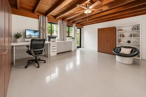 7517 Cutlass Avenue North Bay Village FL 33141