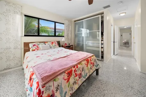 7517 Cutlass Avenue North Bay Village FL 33141