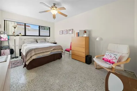 7517 Cutlass Avenue North Bay Village FL 33141