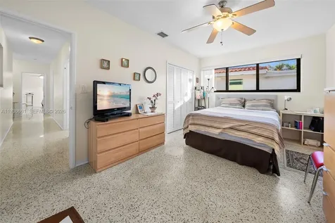 7517 Cutlass Avenue North Bay Village FL 33141