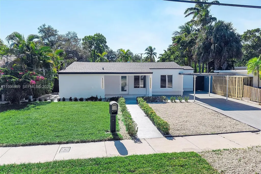 300 SW 11th Court Fort Lauderdale FL 33315