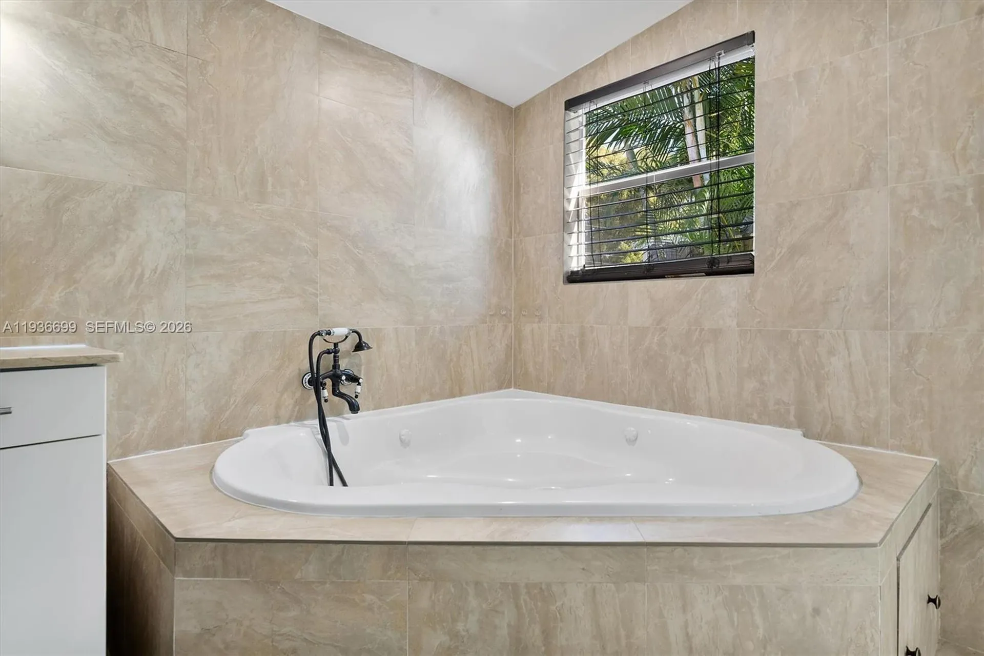 300 SW 11th Court Fort Lauderdale FL 33315