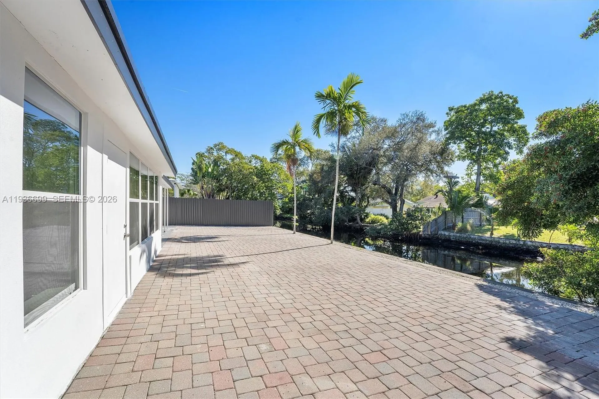 300 SW 11th Court Fort Lauderdale FL 33315