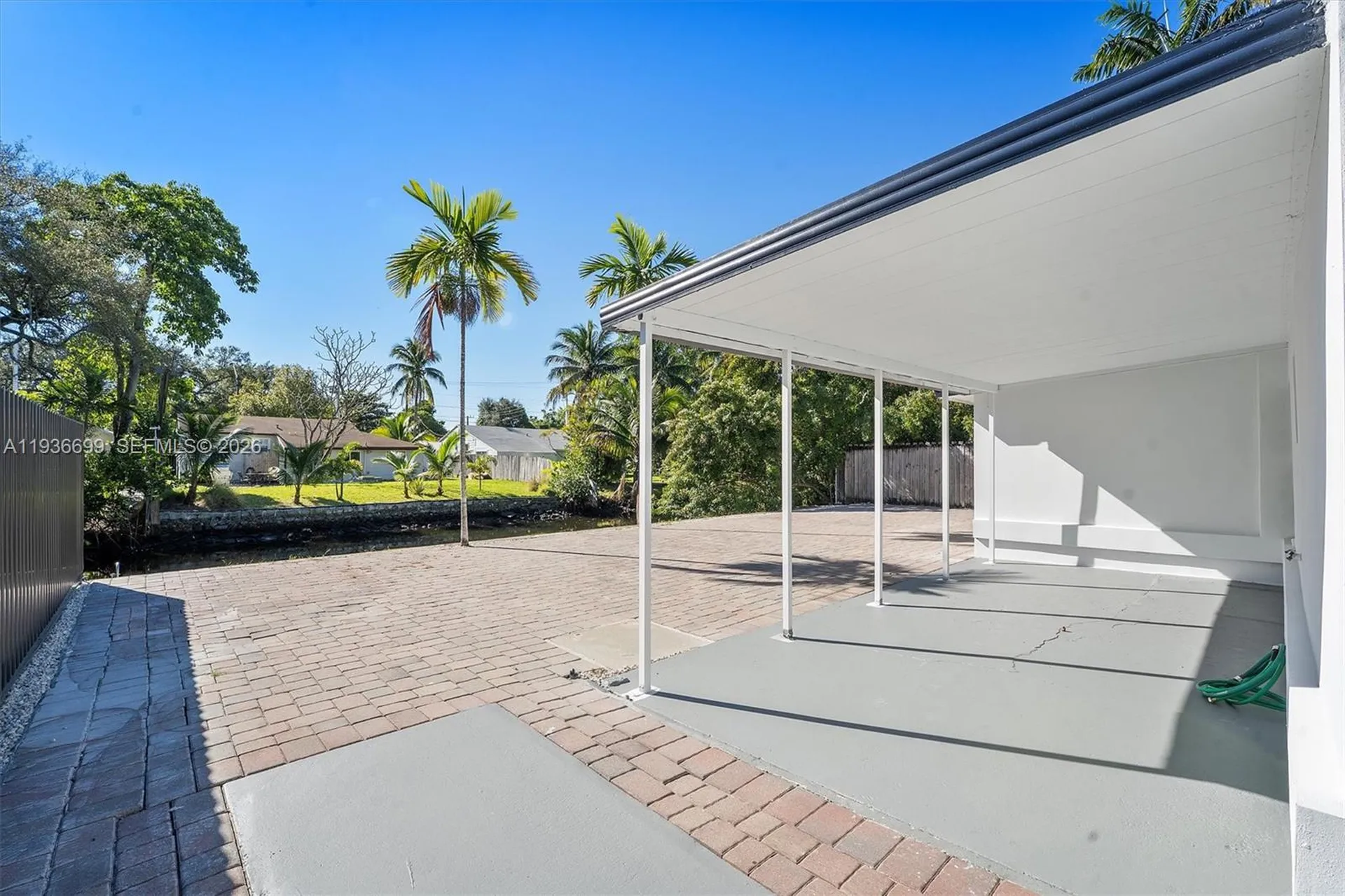 300 SW 11th Court Fort Lauderdale FL 33315