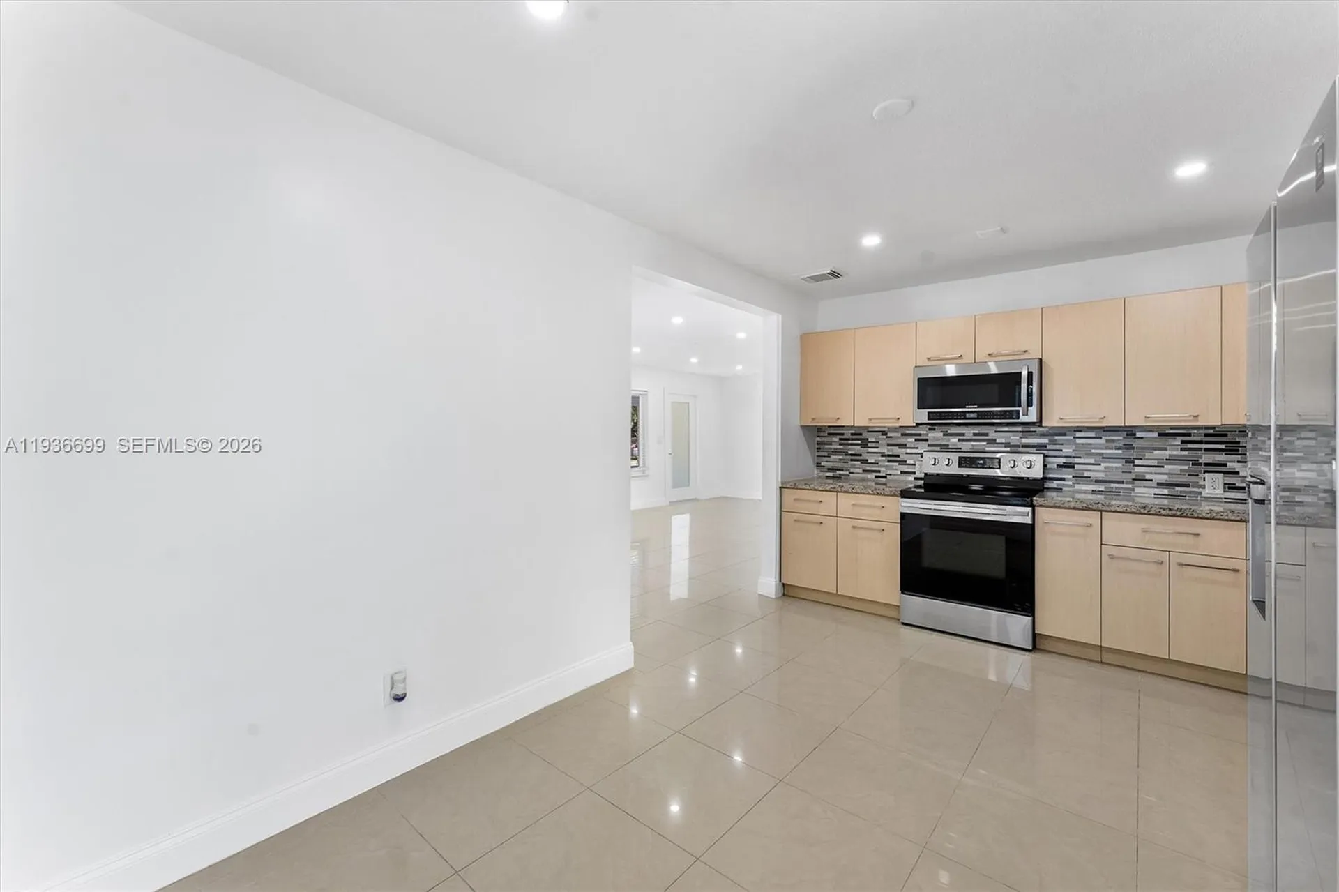 300 SW 11th Court Fort Lauderdale FL 33315