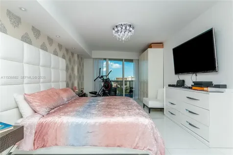 17201 Collins Avenue Sunny Isles Beach FL 33160