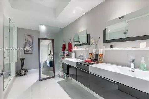17201 Collins Avenue Sunny Isles Beach FL 33160