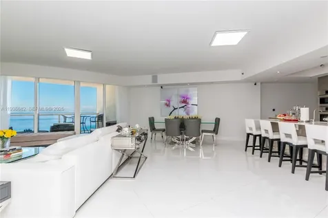 17201 Collins Avenue Sunny Isles Beach FL 33160