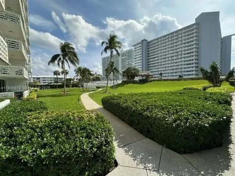 1900 S Ocean Drive Fort Lauderdale FL 33316