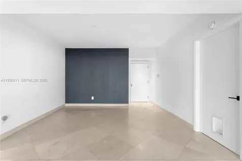 21205 Yacht Club Drive Aventura FL 33180