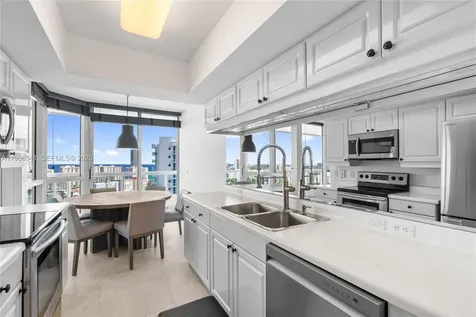21205 Yacht Club Drive Aventura FL 33180