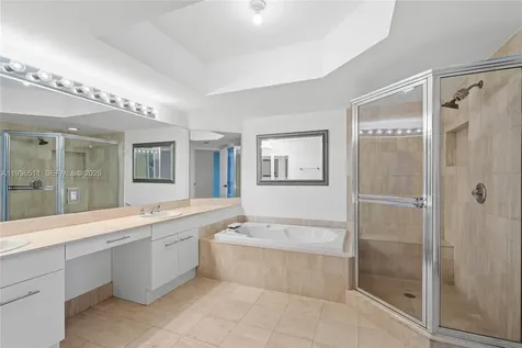 21205 Yacht Club Drive Aventura FL 33180