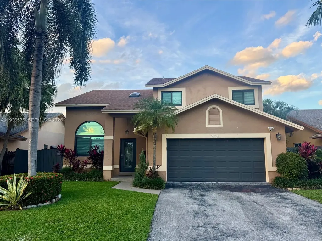223 SE 8th Street Dania Beach FL 33004