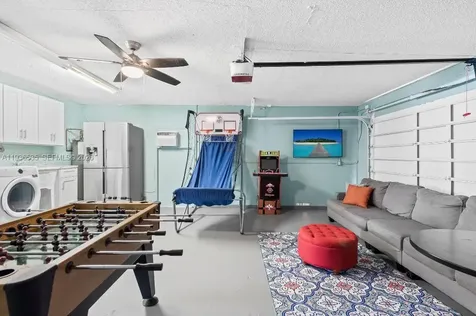 223 SE 8th Street Dania Beach FL 33004