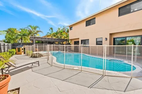 223 SE 8th Street Dania Beach FL 33004