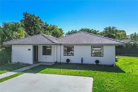 13238 NW 8th Terrace Miami FL 33182