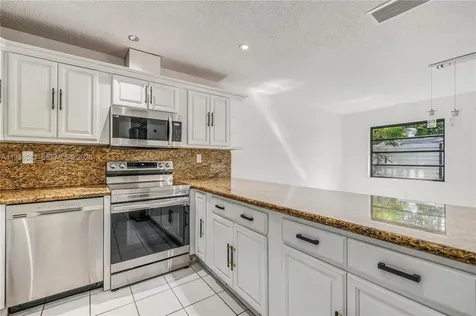 13238 NW 8th Terrace Miami FL 33182