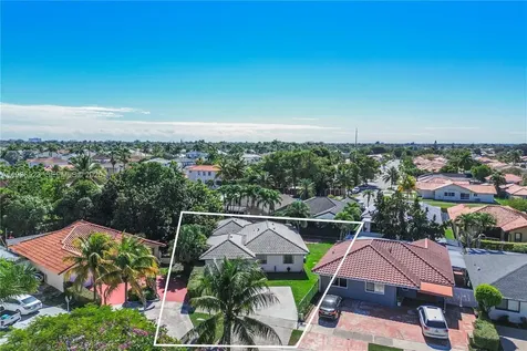 13238 NW 8th Terrace Miami FL 33182