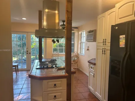 13800 SW 73rd Street Miami FL 33183