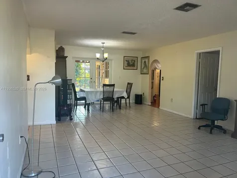 13800 SW 73rd Street Miami FL 33183