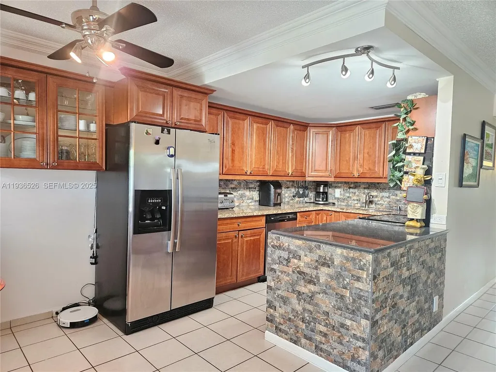 62 Islewood C Deerfield Beach FL 33442