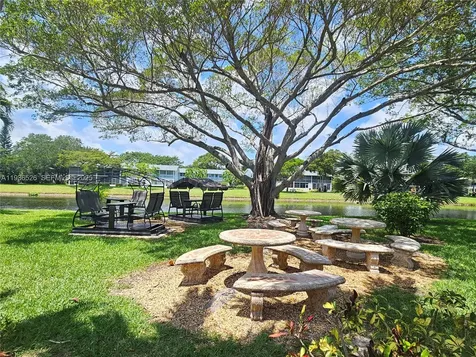 62 Islewood C Deerfield Beach FL 33442