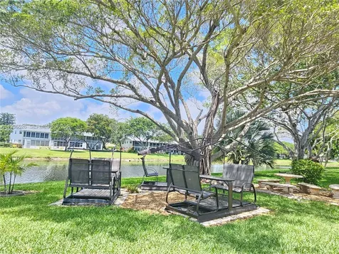 62 Islewood C Deerfield Beach FL 33442
