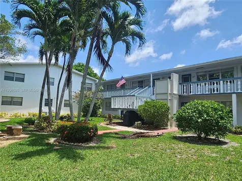 62 Islewood C Deerfield Beach FL 33442