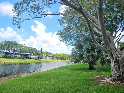 62 Islewood C Deerfield Beach FL 33442