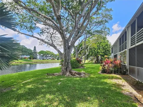 62 Islewood C Deerfield Beach FL 33442