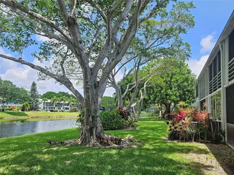 62 Islewood C Deerfield Beach FL 33442