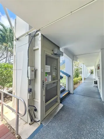 62 Islewood C Deerfield Beach FL 33442