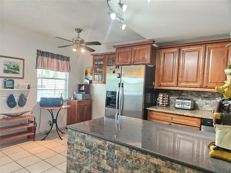 62 Islewood C Deerfield Beach FL 33442