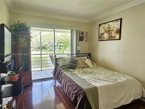 62 Islewood C Deerfield Beach FL 33442