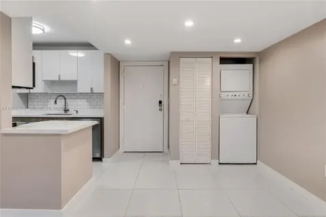 8095 NW 8th Street Miami FL 33126