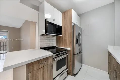8095 NW 8th Street Miami FL 33126