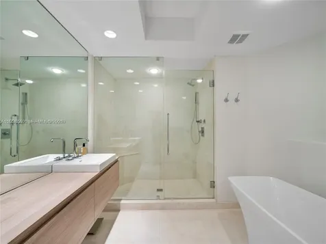 17301 Biscayne Boulevard North Miami Beach FL 33160