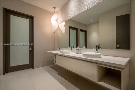 17301 Biscayne Boulevard North Miami Beach FL 33160