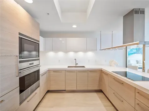 17301 Biscayne Boulevard North Miami Beach FL 33160