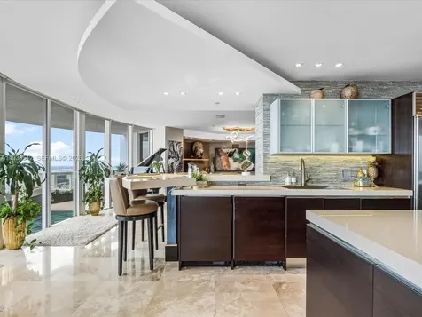 18201 Collins Avenue Sunny Isles Beach FL 33160