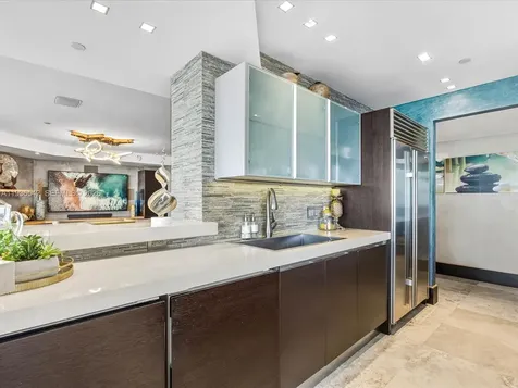 18201 Collins Avenue Sunny Isles Beach FL 33160