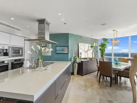 18201 Collins Avenue Sunny Isles Beach FL 33160