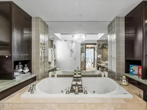 18201 Collins Avenue Sunny Isles Beach FL 33160