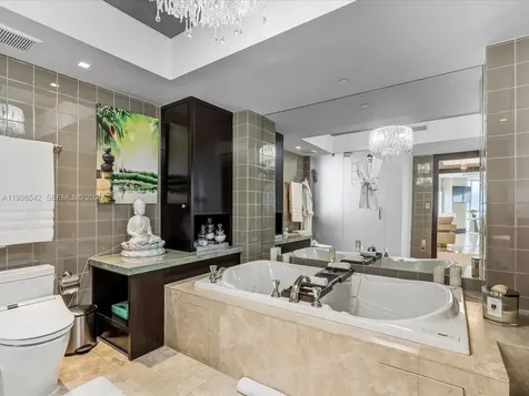 18201 Collins Avenue Sunny Isles Beach FL 33160