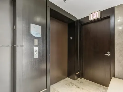18201 Collins Avenue Sunny Isles Beach FL 33160