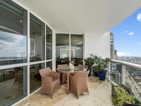 18201 Collins Avenue Sunny Isles Beach FL 33160