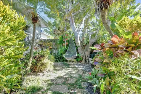 838 Johnson Street Hollywood FL 33019