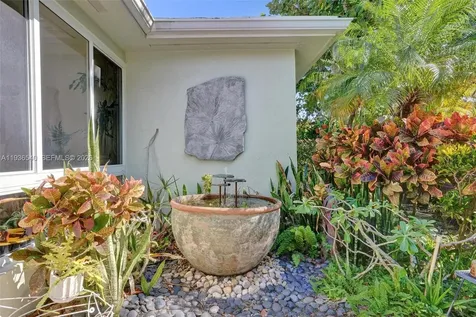 838 Johnson Street Hollywood FL 33019