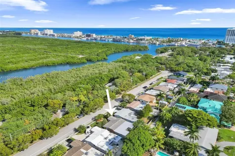 838 Johnson Street Hollywood FL 33019